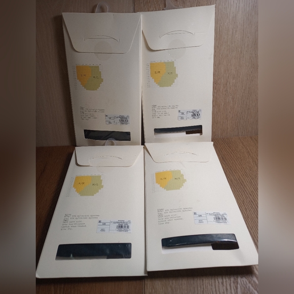 Lot of (4) Pairs Size S/M A New Day Polka Dot Patterned Thigh Highs - Picture 2 of 3